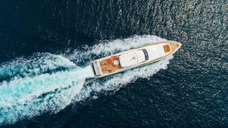 Top Speed of 27 Knots