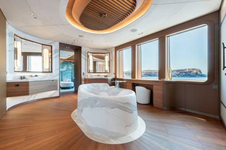 Spectacular Principal Suite