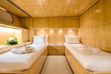 Stylish Twin Cabin