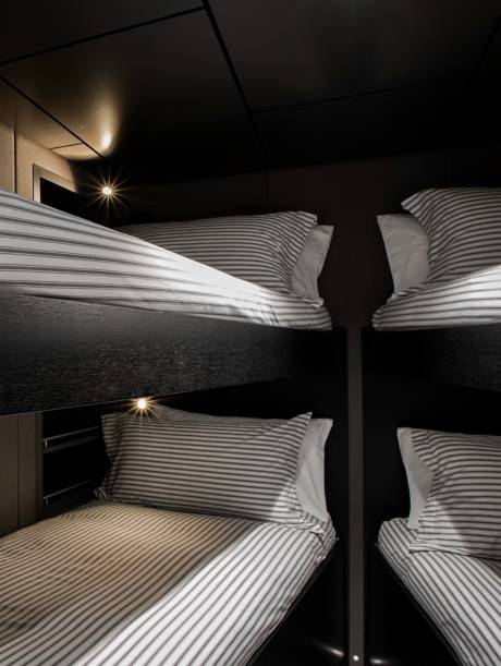 Guest Cabin 05