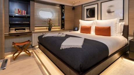 Elegant Double Cabins