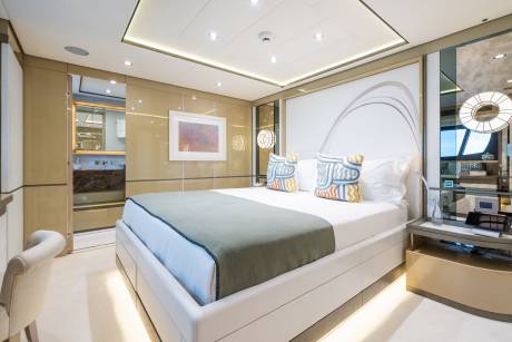  Elegant Double Cabins
