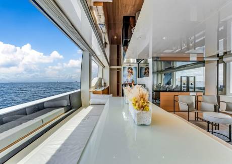 Indoor-Outdoor Living 