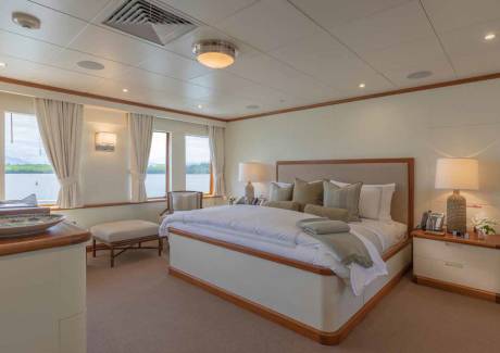 Master Cabin Elegance 