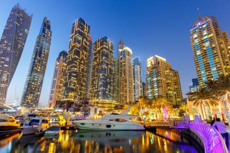 Discover Dubai by Yacht
