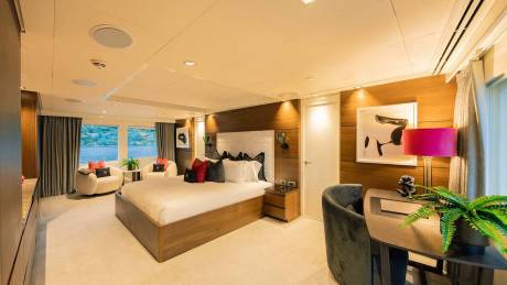 Full-Beam Principal Suite