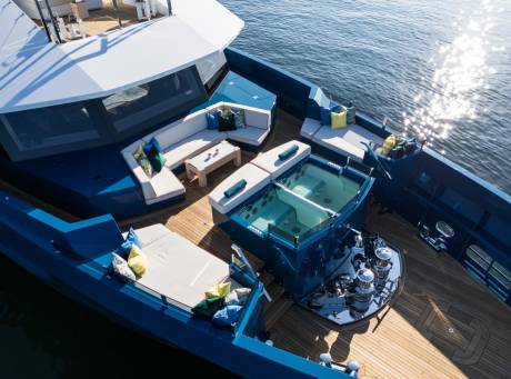 Plunge Pools on the Bow