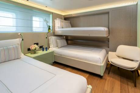 Twin Cabin + Pullman