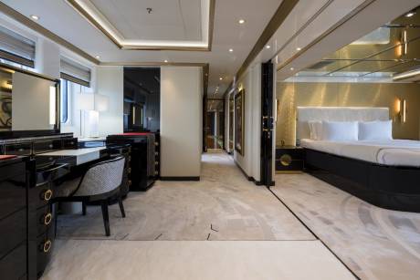 Main Deck Principal Retreat