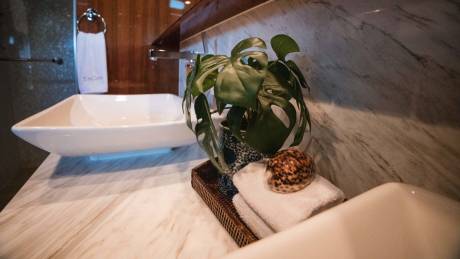 Convertible twin cabins