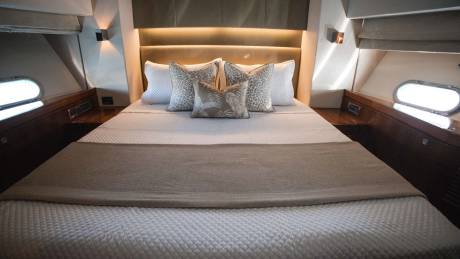 Flexible cabin layout