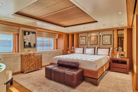 Main Deck Master Suite