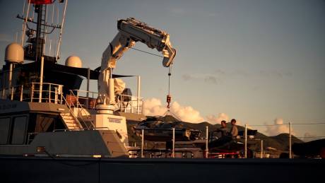 Support or Standalone Yacht