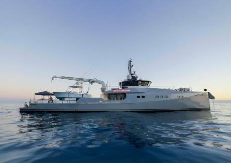 5,000 Nautical Mile Range