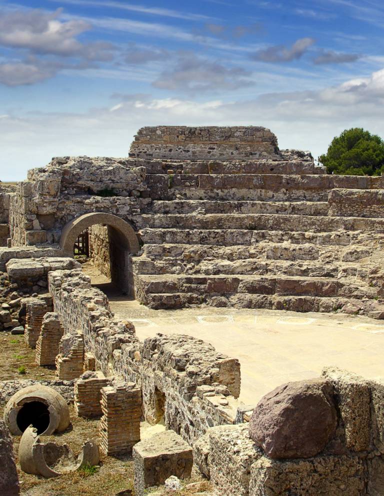 Tour to the Ruins of Nora