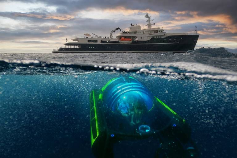 BTS - Subsea Thrills Submarine Treasure Hunt Legend