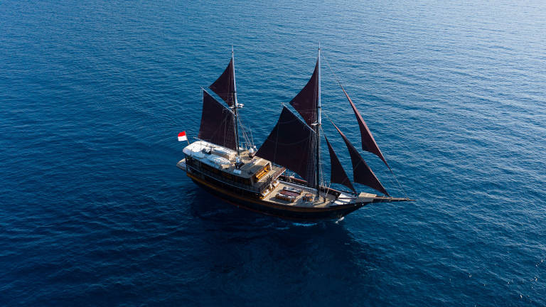 BTS - Yacht Spotlight - Dunia Baru 2025