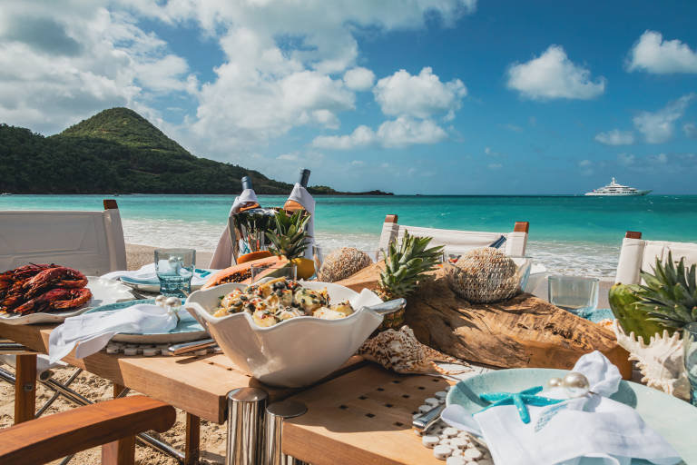 Top 10 Must-Try Caribbean Food & Drink